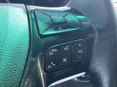 Used 2017 Ford Explorer 4d SUV 4WD XLT at Paradise Motors near Lansing, MI