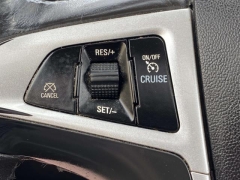 Used 2017 Chevrolet Equinox 4d SUV FWD Premier at Paradise Motors near Lansing, MI
