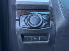 Used 2013  Ford Explorer 4d SUV 4WD Limited at Paradise Motors near Lansing&comma; MI