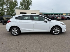 Used 2018 Chevrolet Cruze 4d Hatchback LT Auto at Paradise Motors near Lansing, MI