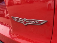 Used 2019  Jeep Cherokee 4d SUV 4WD Trailhawk 3&period;2L at Paradise Motors near Lansing&comma; MI