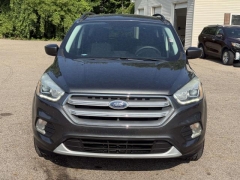 Used 2017  Ford Escape 4d SUV FWD SE at Paradise Motors near Lansing&comma; MI