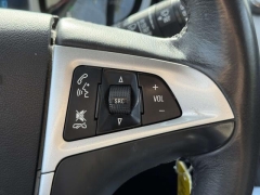 Used 2017  Chevrolet Equinox 4d SUV FWD LT at Paradise Motors near Lansing&comma; MI