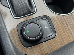 Used 2019  GMC Acadia 4d SUV FWD SLE-2 V6 at Paradise Motors near Lansing&comma; MI