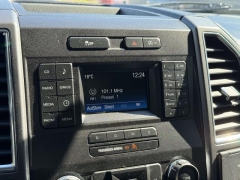 Used 2017  Ford F-150 4WD SuperCrew XLT 5 1/2 at Paradise Motors near Lansing, MI