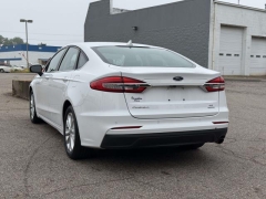 Used 2019  Ford Fusion 4d Sedan FWD SE 1.5L EcoBoost at Paradise Motors near Lansing, MI