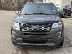 Used 2017  Ford Explorer 4d SUV 4WD Limited at Paradise Motors near Lansing&comma; MI
