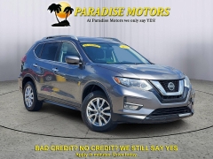 Used 2018  Nissan Rogue 4d SUV AWD SV at Paradise Motors near Lansing&comma; MI