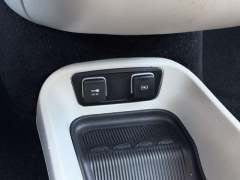 Used 2021  Chrysler Voyager LXI FWD at Paradise Motors near Lansing&comma; MI