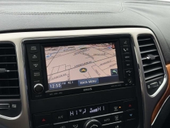 Used 2011  Jeep Grand Cherokee 4d SUV 4WD Overland at Paradise Motors near Lansing&comma; MI