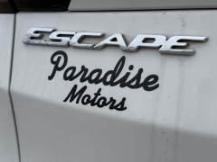 Used 2017  Ford Escape 4d SUV 4WD SE at Paradise Motors near Lansing&comma; MI