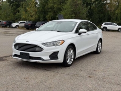 Used 2019  Ford Fusion 4d Sedan FWD SE 1.5L EcoBoost at Paradise Motors near Lansing, MI