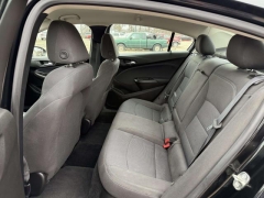 Used 2018  Chevrolet Cruze 4d Sedan LT Auto at Paradise Motors near Lansing&comma; MI