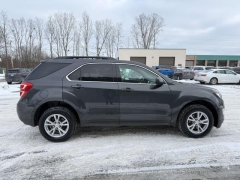 Used 2017  Chevrolet Equinox 4d SUV FWD LT at Paradise Motors near Lansing&comma; MI