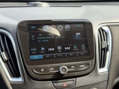 Used 2018  Chevrolet Malibu 4d Sedan LT at Paradise Motors near Lansing&comma; MI