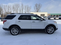 Used 2012  Ford Explorer 4d SUV 4WD Limited at Paradise Motors near Lansing&comma; MI