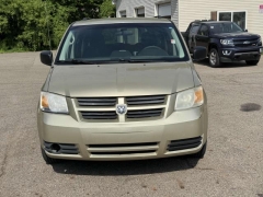 Used 2010 Dodge Grand Caravan 4d Wagon SE at Paradise Motors near Lansing, MI