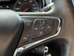 Used 2019  Chevrolet Cruze 4d Hatchback LT at Paradise Motors near Lansing&comma; MI