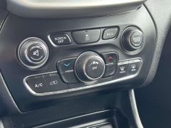 Used 2014 Jeep Cherokee 4d SUV FWD Latitude at Paradise Motors near Lansing, MI