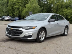 Used 2020  Chevrolet Malibu 4d Sedan LS w&sol;1FL at Paradise Motors near Lansing&comma; MI