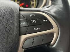 Used 2015  Jeep Cherokee 4d SUV 4WD Latitude V6 at Paradise Motors near Lansing, MI