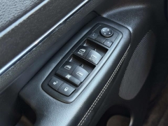 Used 2015  Jeep Grand Cherokee 4d SUV 4WD Limited at Paradise Motors near Lansing&comma; MI