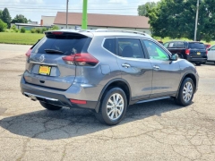 Used 2018  Nissan Rogue 4d SUV AWD SV at Paradise Motors near Lansing&comma; MI