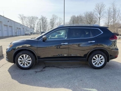 Used 2020  Nissan Rogue 4d SUV FWD SV at Paradise Motors near Lansing&comma; MI