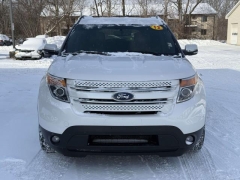 Used 2012  Ford Explorer 4d SUV 4WD Limited at Paradise Motors near Lansing&comma; MI