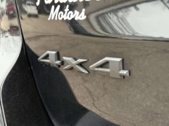 Used 2019  Jeep Grand Cherokee 4d SUV 4WD Laredo at Paradise Motors near Lansing&comma; MI