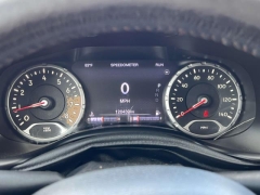 Used 2016  Jeep Renegade 4d SUV 4WD Trailhawk at Paradise Motors near Lansing, MI