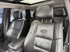 Used 2011  Jeep Grand Cherokee 4d SUV 4WD Overland at Paradise Motors near Lansing&comma; MI