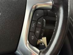 Used 2014  Chevrolet Traverse 4d SUV AWD LT2 at Paradise Motors near Lansing&comma; MI
