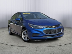 Used 2018  Chevrolet Cruze 4d Sedan LT Auto at Paradise Motors near Lansing&comma; MI
