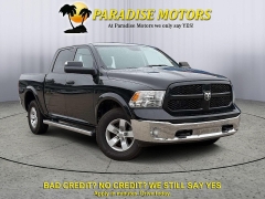 Used 2016  Ram 1500 4WD Crew Cab SLT at Paradise Motors near Lansing&comma; MI