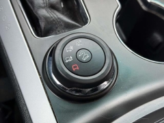 Used 2015  Ford Explorer 4d SUV 4WD Limited at Paradise Motors near Lansing&comma; MI