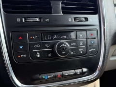 Used 2015  Chrysler Town & Country 4d Wagon Limited at Paradise Motors near Lansing, MI