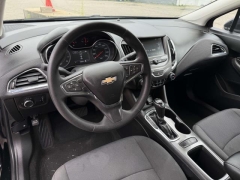 Used 2017  Chevrolet Cruze 4d Sedan LT Auto at Paradise Motors near Lansing, MI