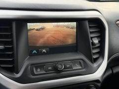 Used 2019  GMC Acadia 4d SUV FWD SLE-2 V6 at Paradise Motors near Lansing&comma; MI