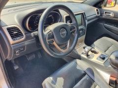 Used 2015  Jeep Grand Cherokee 4d SUV 4WD Limited at Paradise Motors near Lansing&comma; MI