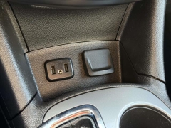 Used 2019  Chevrolet Cruze 4d Hatchback LT at Paradise Motors near Lansing&comma; MI