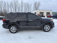 Used 2013  Ford Explorer 4d SUV 4WD XLT at Paradise Motors near Lansing&comma; MI