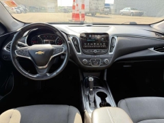 Used 2018  Chevrolet Malibu 4d Sedan LT at Paradise Motors near Lansing&comma; MI