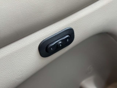 Used 2015  Jeep Grand Cherokee 4d SUV 4WD Limited at Paradise Motors near Lansing&comma; MI