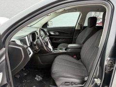 Used 2017  Chevrolet Equinox 4d SUV FWD LT at Paradise Motors near Lansing&comma; MI