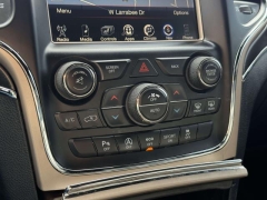 Used 2017  Jeep Grand Cherokee 4d SUV 4WD Limited at Paradise Motors near Lansing&comma; MI