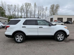 Used 2013  Ford Explorer 4d SUV FWD at Paradise Motors near Lansing&comma; MI