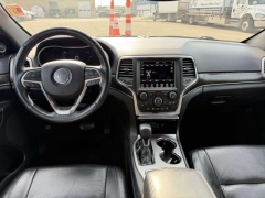 Used 2018  Jeep Grand Cherokee 4d SUV 4WD Limited V6 at Paradise Motors near Lansing&comma; MI