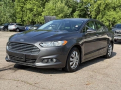 Used 2016  Ford Fusion 4d Sedan SE 2&period;0L EcoBoost at Paradise Motors near Lansing&comma; MI