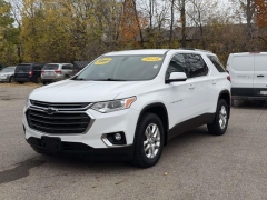 Used 2018  Chevrolet Traverse 4d SUV FWD LT Cloth w/1LT at Paradise Motors near Lansing, MI